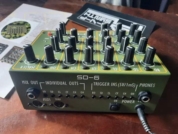 AVP Synth SD-6: Analog Drum Synthesizer with Individual Outputs