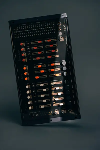 Cyma Forma Alt detail view