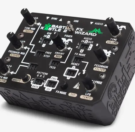 Kastle 2 FX Wizard: Nine Effects and a Patchbay in Your Pocket