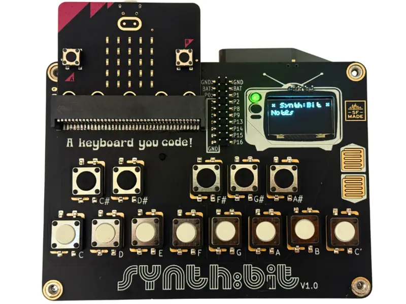 Synth:Bit keyboard detail