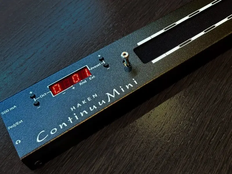 Haken Audio ContinuuMini synthesizer