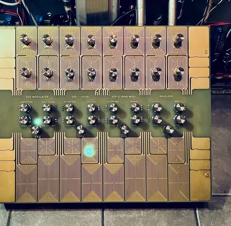 Gene Synths CHROMAGENE: Two Halves, One Lovely Mess