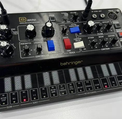 Behringer D Mini: A Minimoog Sound That Fits in Your Pocket